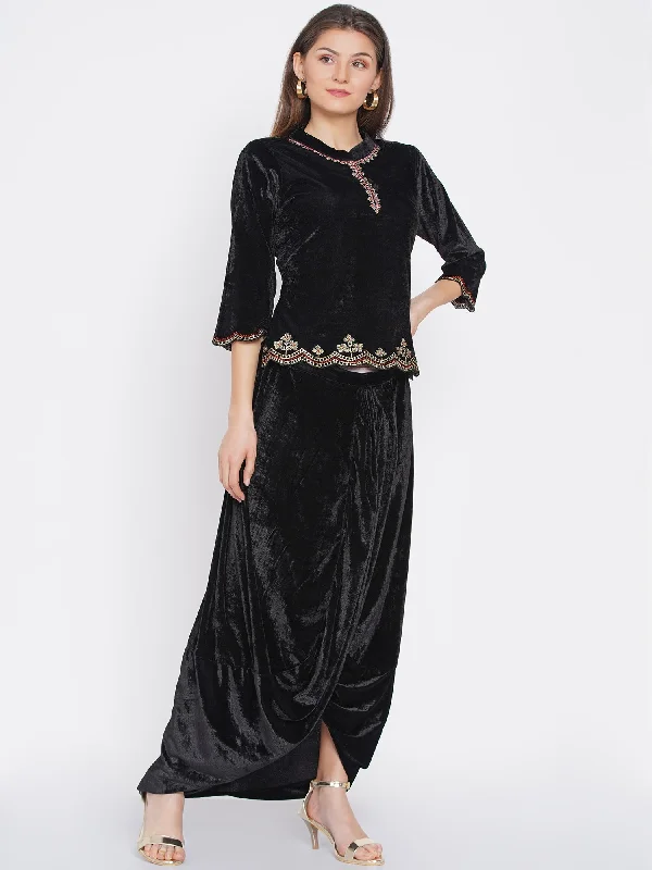 Women's Black Embroidered Velvet Kurta with Dhoti - Women Republic