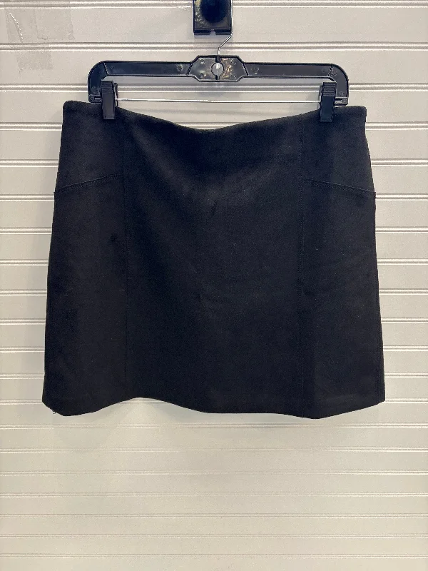 Skirt Mini & Short By Loft In Black, Size: 14