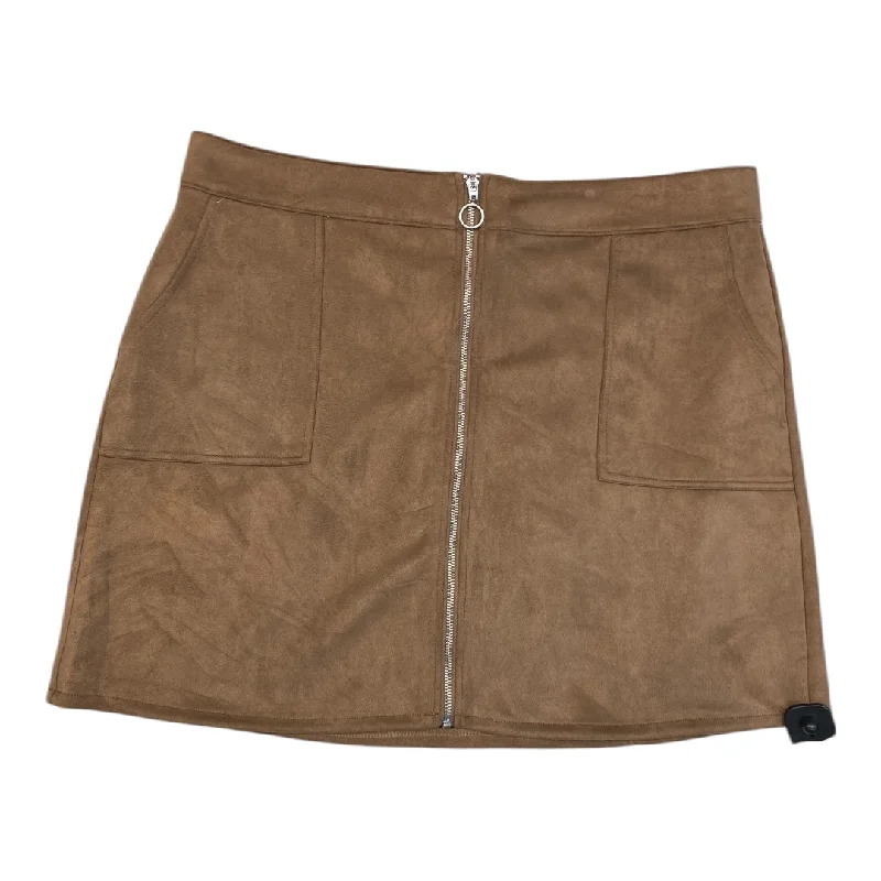 Skirt Mini & Short By Maurices In Brown, Size: 16