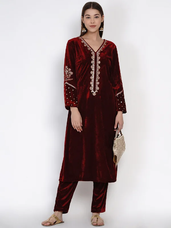 Women's Maroon Velvet Embroidered Kurta Set with Sequence Work - Women Republic