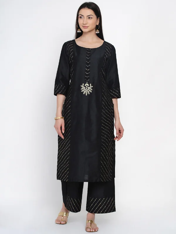 Women's Black Cotton Blended Embroidered Kurta Set  - Women Republic