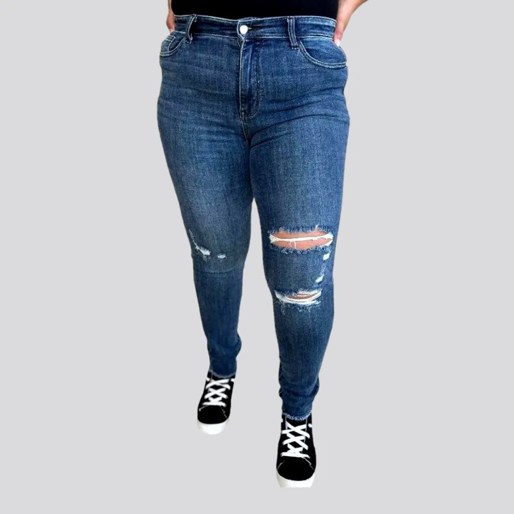 Grunge dark-wash jeans for ladies