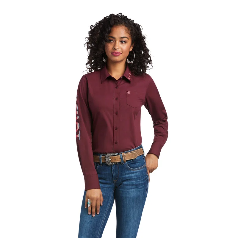 Ariat Women's Wrinkle Resist Team Kirby Stretch Shirt, Zinfandel