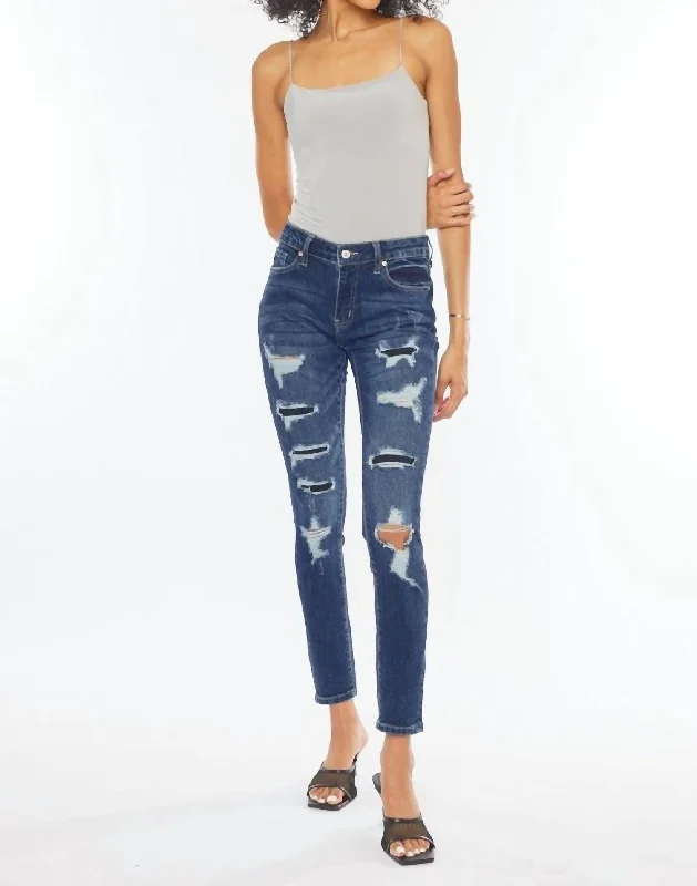 Tobie Mid Rise Super Skinny Jeans In Medium Stone Wash